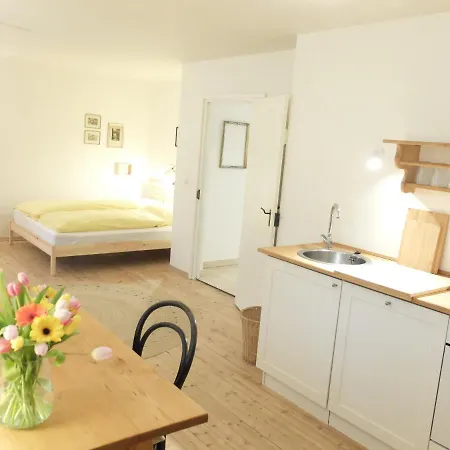 Gartenstudio-apartment Tausendfreund - Adults Only - Am Chiemsee * Breitbrunn am Chiemsee